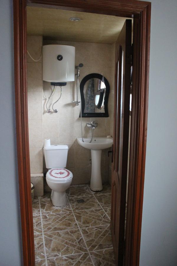 Hotel Belfast Batoumi Extérieur photo